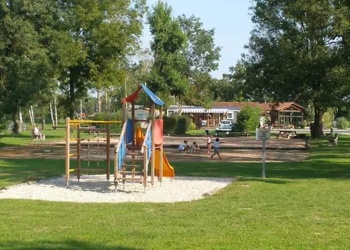 Paradis Des Dombes
